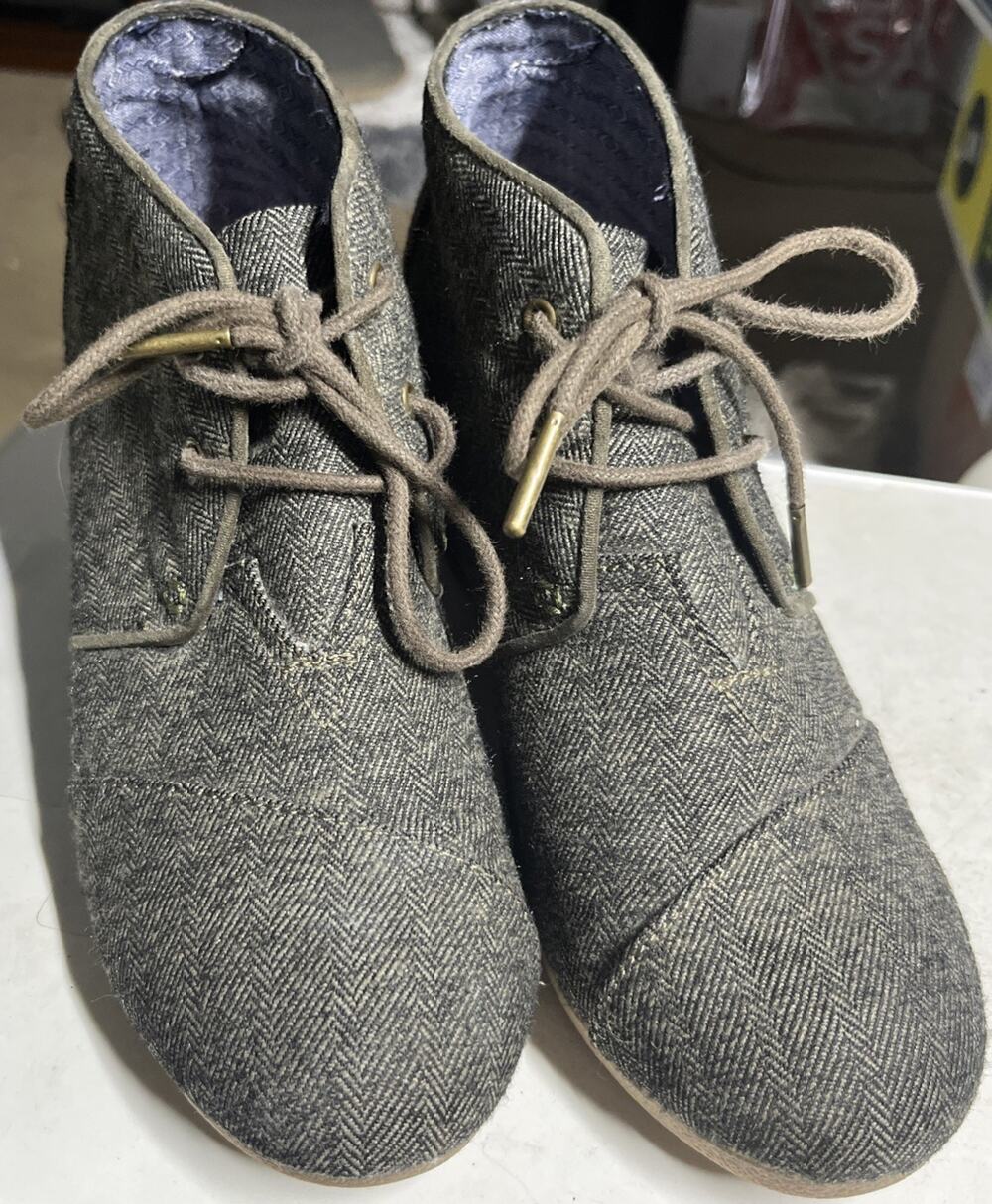 Toms Ankle Boots Women's Size 8.5 W Gray Desert Wedge 300716 Lace Up Herringbone